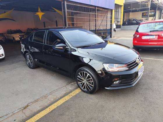 VOLKSWAGEN JETTA 1.4 16V TSI COMFORTLINE GASOLINA 4P TIPTRONIC VOLKSWAGEN JETTA 1.4 16V TSI COMFORTLINE GASOLINA 4P TIPTRONIC
